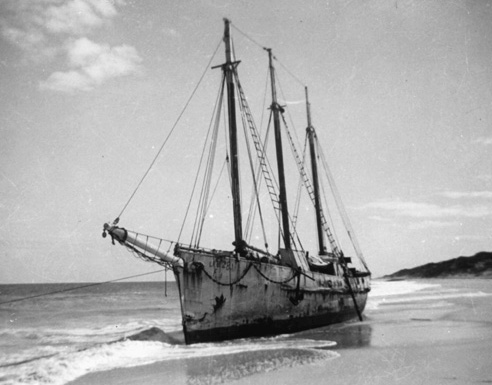 Uribes at stranding in 1942